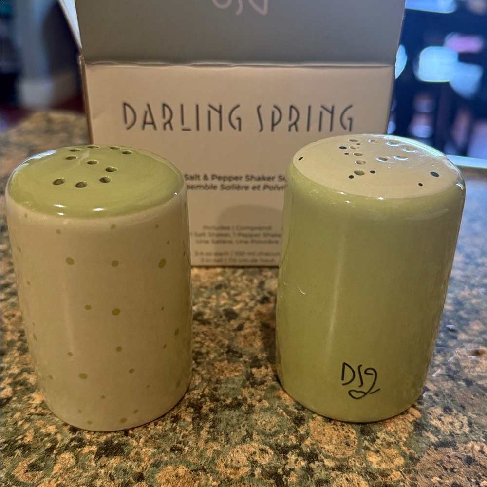 NIB Darling Spring Green Salt and Pepper Shakers